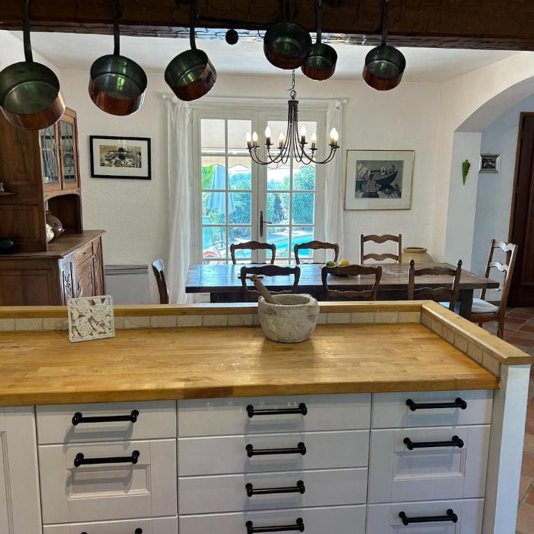 Holiday Home in Lorgues with Pool - Maison de Vacances 3 Chambres - 11