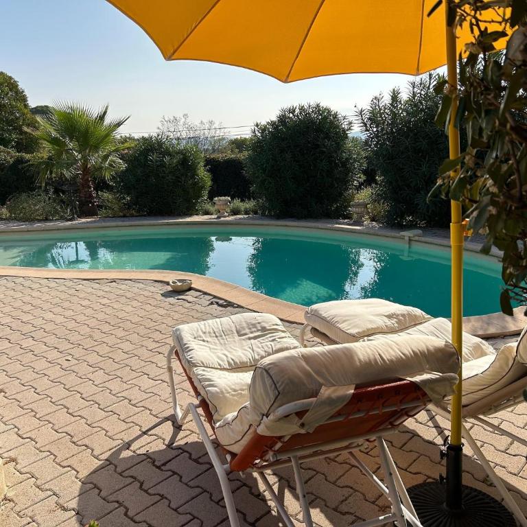 Holiday Home in Lorgues with Pool - Maison de Vacances 3 Chambres - 6