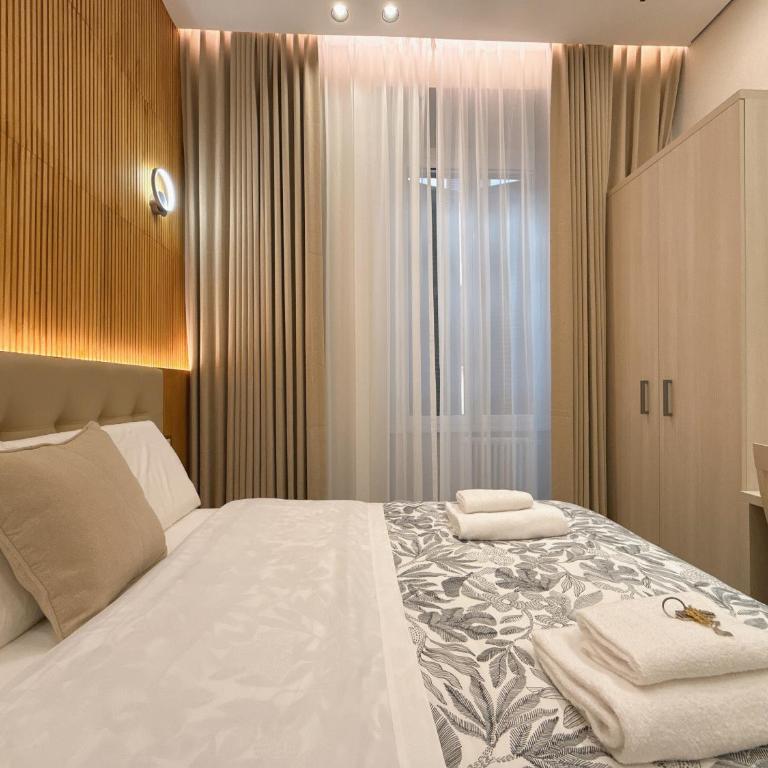 Luxe roma - Camera Matrimoniale con Bagno Privato - 7
