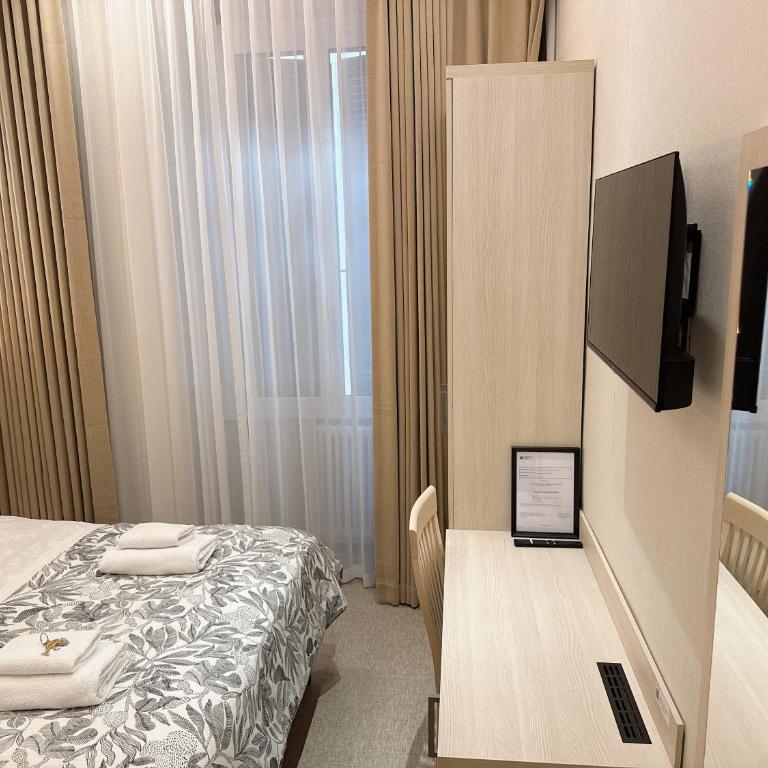 Luxe roma - Camera Matrimoniale con Bagno Privato - 2