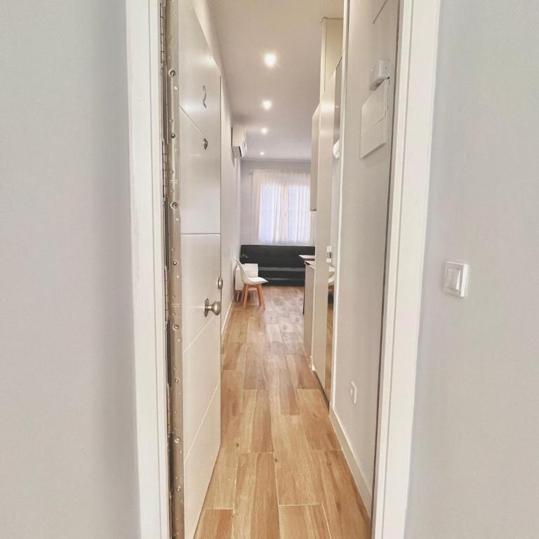 AH- Apartamentos Ifema Funcionales y comodos - One-Bedroom Apartment - 7