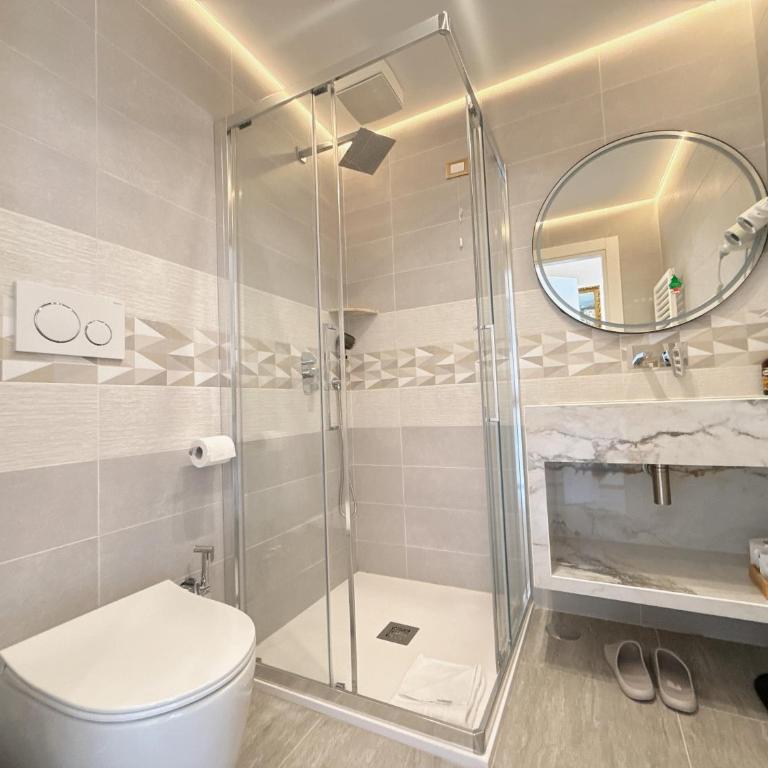 Luxe roma - Camera Matrimoniale con Bagno Privato - 4