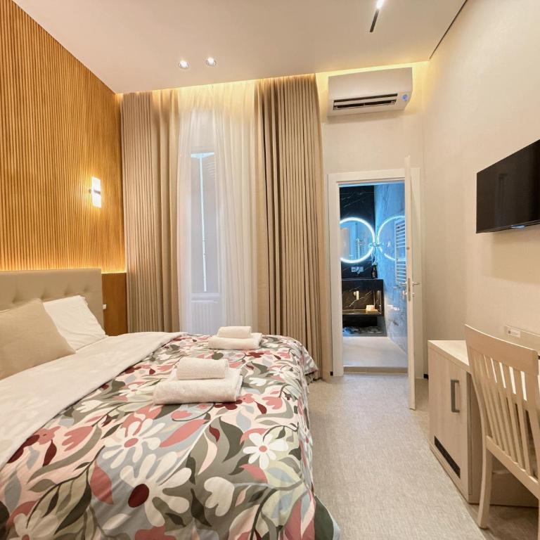 Luxe roma - Camera Matrimoniale con Letto Supplementare - 9