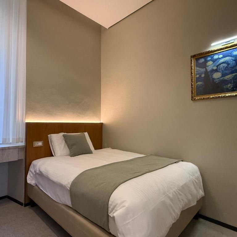 Luxe roma - Camera Familiare con Bagno Privato - 9
