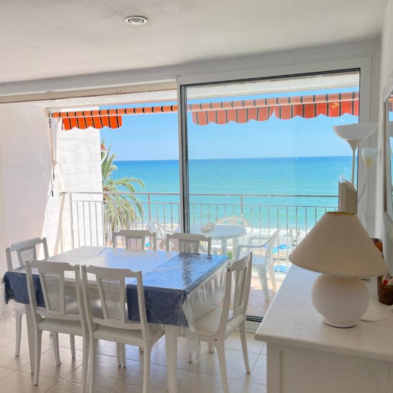 Frente al mar de calafell - Apartamento de 3 dormitorios - 12