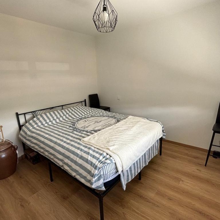 T3 on the lake of Paladru - Appartement 2 Chambres - Vue sur Lac - 6