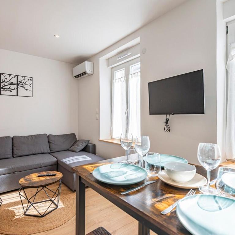 Appartement Moderne à Reims 4 Personnes, Wi-Fi, Climatisation & Confort - One-Bedroom Apartment - 1
