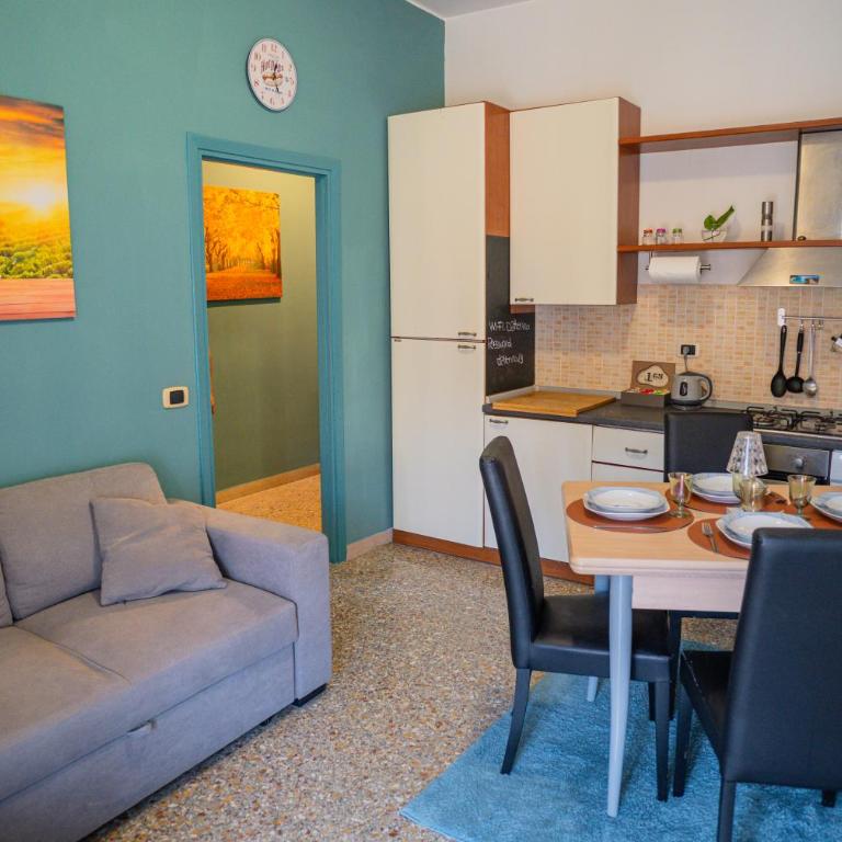 OSTIA COLOR HOUSE di J & F - Appartamento con 2 Camere da Letto - 16