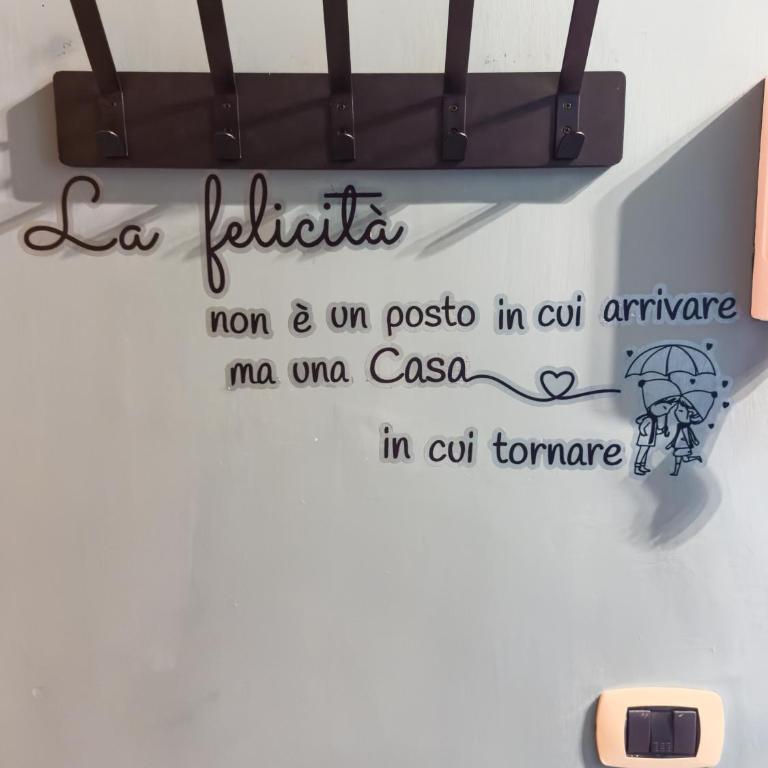 OSTIA COLOR HOUSE di J & F - Appartamento con 2 Camere da Letto - 4