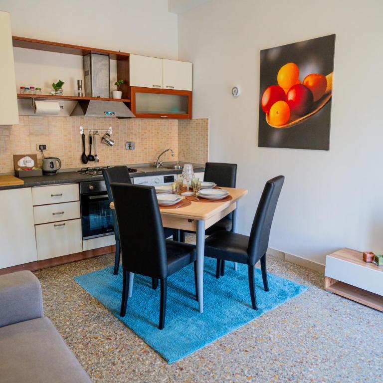 OSTIA COLOR HOUSE di J & F - Appartamento con 2 Camere da Letto - 18