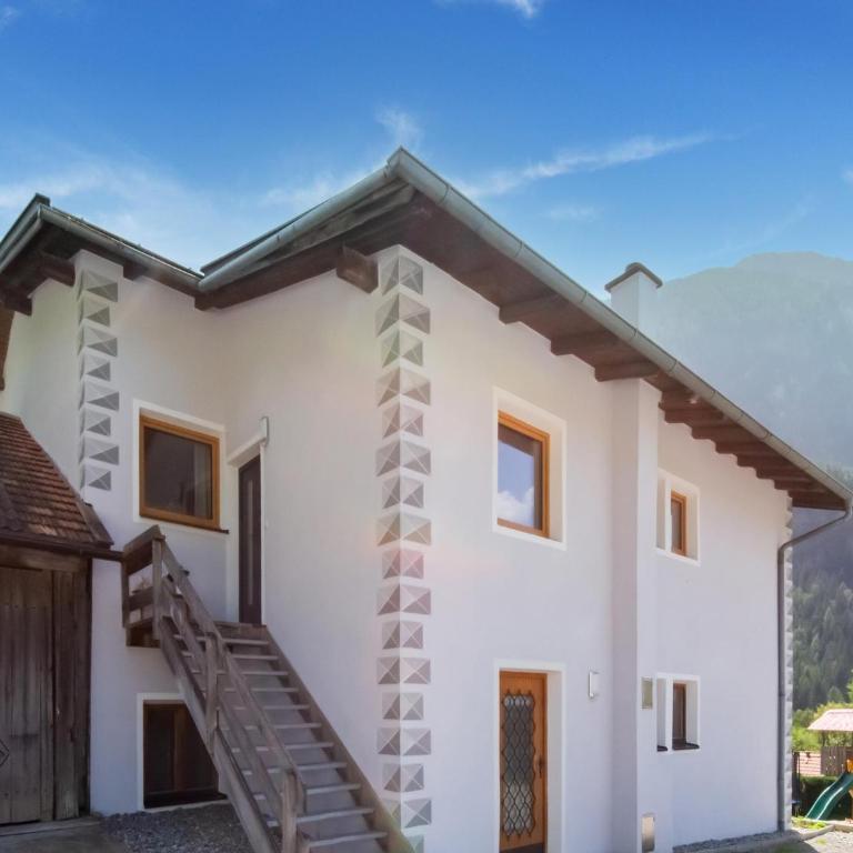 Chalet in Ötz near Hochötz Ski Lift - Four-Bedroom Vacation Home - 6