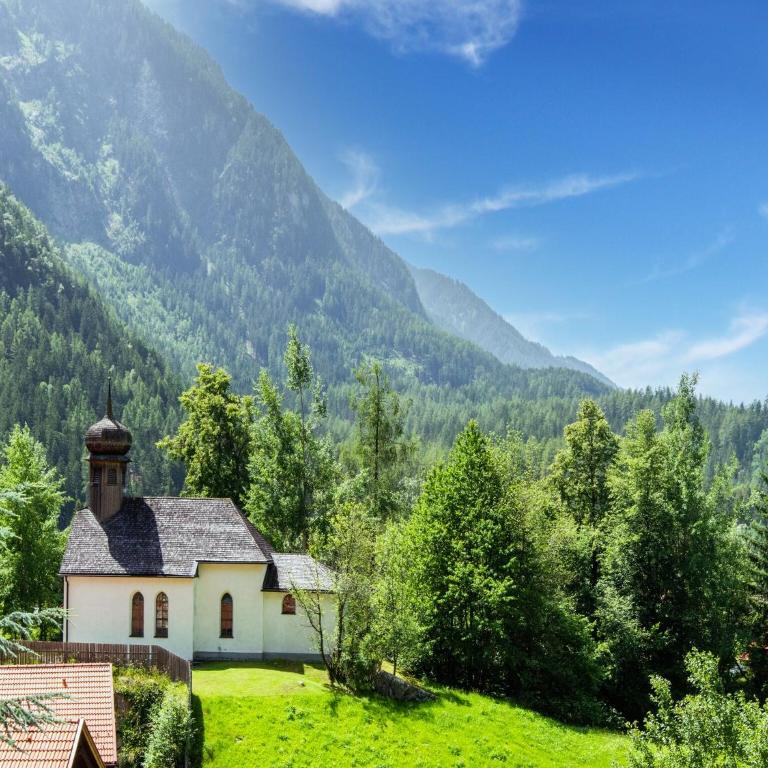 Chalet in Ötz near Hochötz Ski Lift - Four-Bedroom Vacation Home - 29