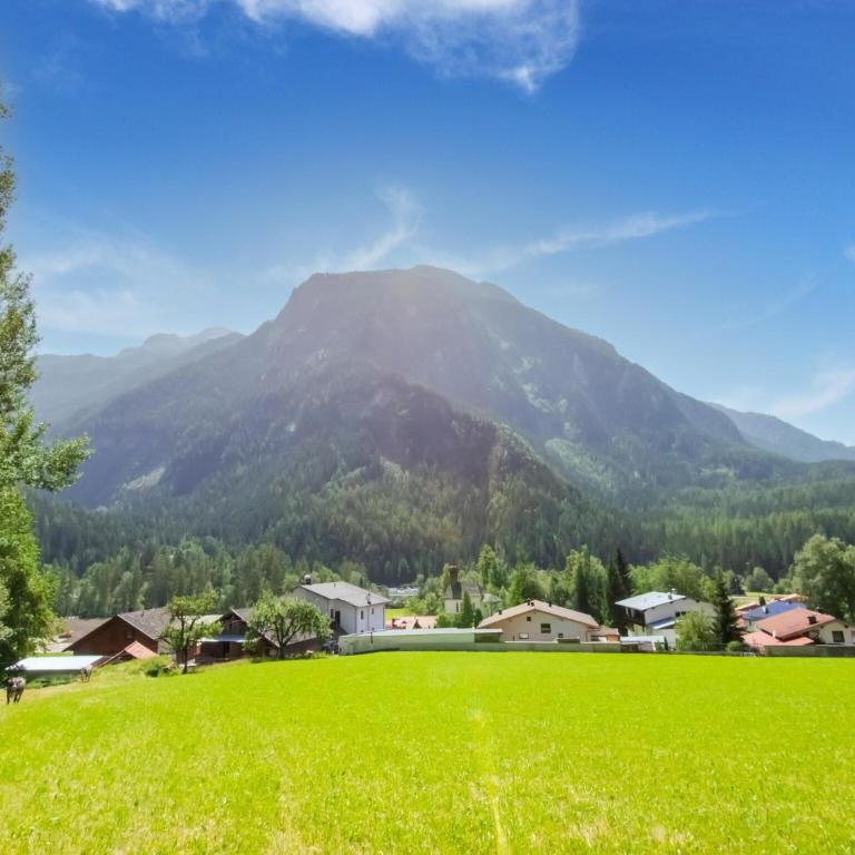 Chalet in Ötz near Hochötz Ski Lift - Four-Bedroom Vacation Home - 32