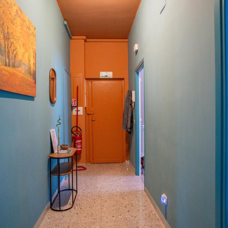 OSTIA COLOR HOUSE di J & F - Appartamento con 2 Camere da Letto - 2