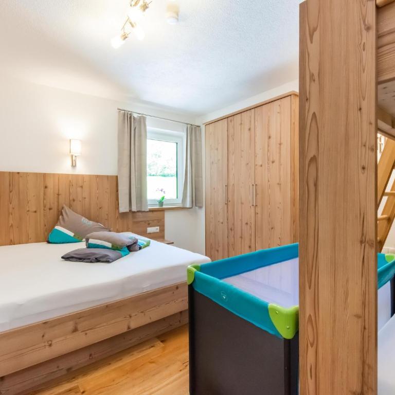 Chalet in Ötz near Hochötz Ski Lift - Four-Bedroom Vacation Home - 20