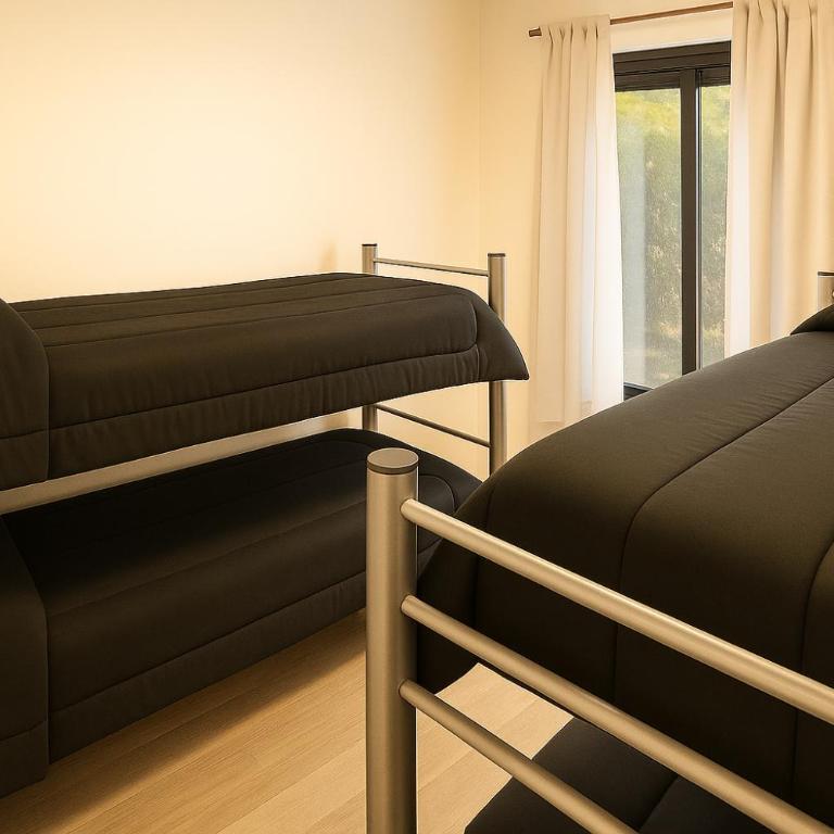Quinba Hostel - Cama en habitación compartida masculina de 4 camas - 3
