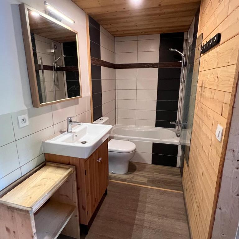 Appartement en Peisey-Nancroix proche de ski resort - Appartement 2 Chambres - 12