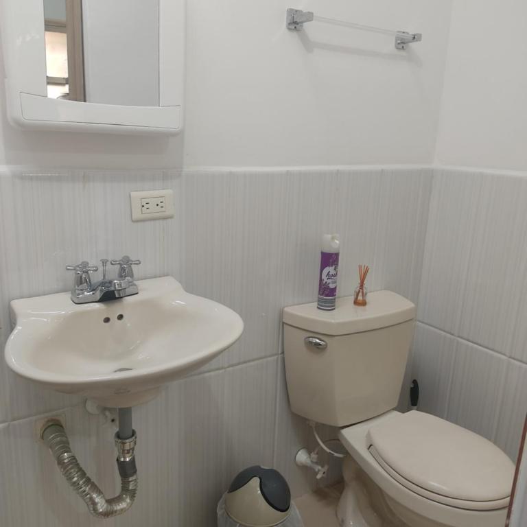 Apartaestudios tipo loft Prado Station - Apartamento Estudio - 1 cama doble - 3