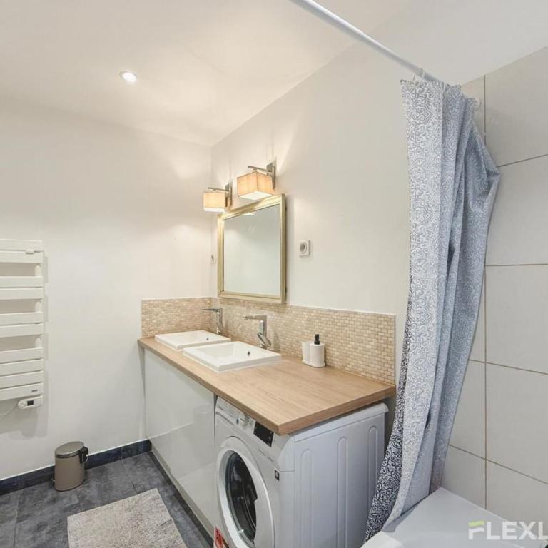 Superb 2 Elegant Room in the Heart of Paris’ 8th District - Chambre Simple - 13