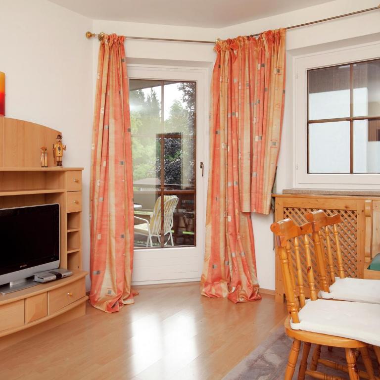 Apartment in Going near Ski Lift - Appartement 2 Chambres - 6