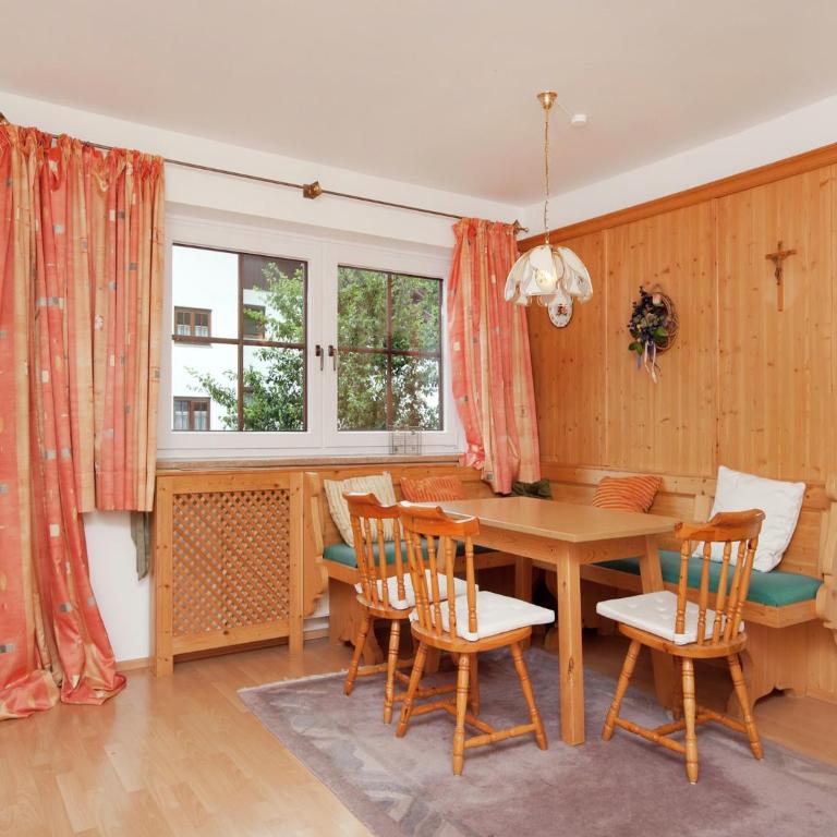 Apartment in Going near Ski Lift - Appartement 2 Chambres - 5