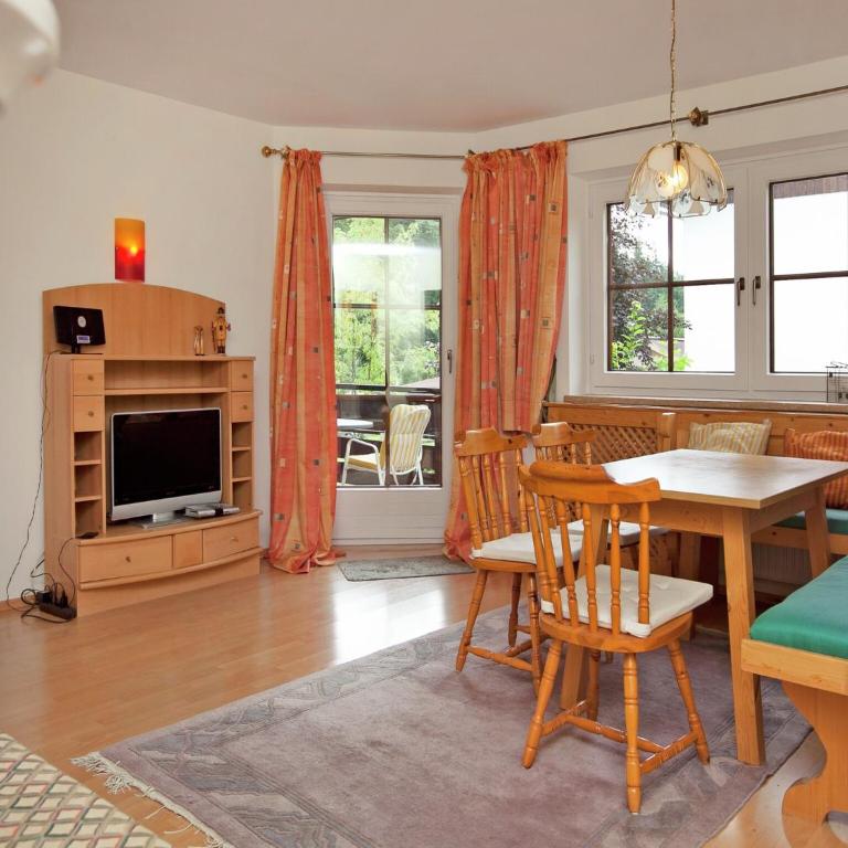 Apartment in Going near Ski Lift - Appartement 2 Chambres - 4