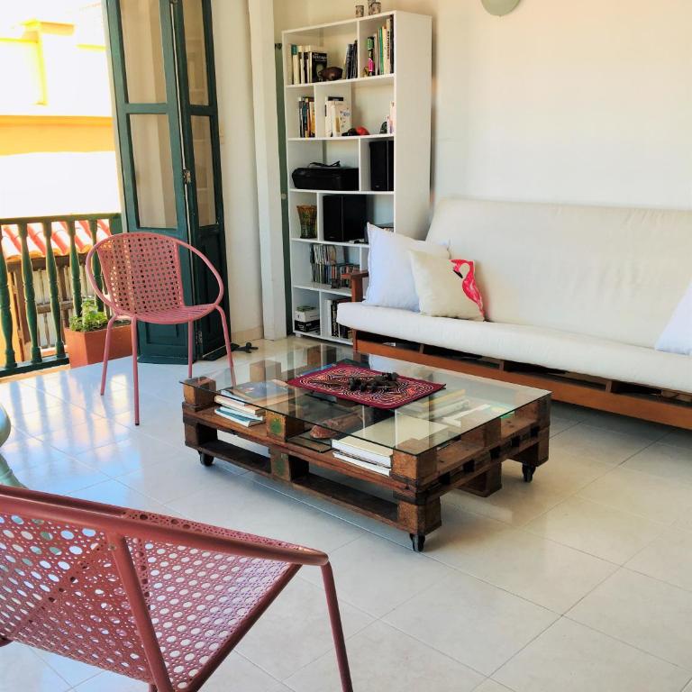 Cartagena - stunning location in walled city - Apartment with View and Balcony - 2