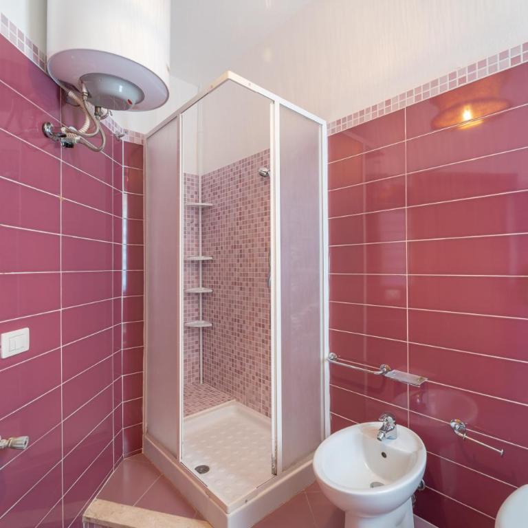 BM House - Appartamento con 2 Camere da Letto e Balcone - 5