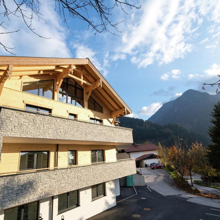 Apartment Alpendorf near Ski Slopes - Chalet mit 3 Schlafzimmern - 17