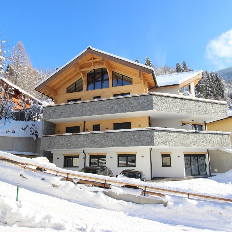 Apartment Alpendorf near Ski Slopes - Chalet mit 3 Schlafzimmern - 15