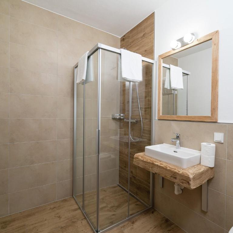 Apartment Alpendorf near Ski Slopes - Chalet mit 3 Schlafzimmern - 12