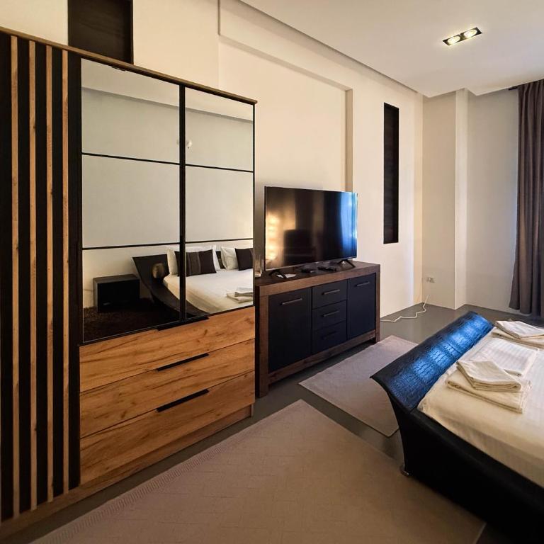 City Center Apartment - One-Bedroom Apartment - 10