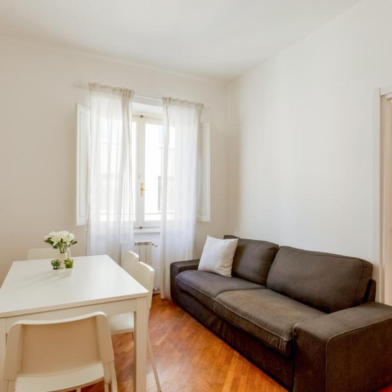 GuestHost - Ponte Vecchio Charming Apartments - Appartamento con 4 Camere da Letto - 1