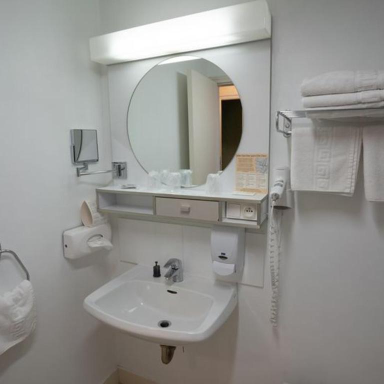 Hotel De La Mer - Chambre Triple Standard - 4