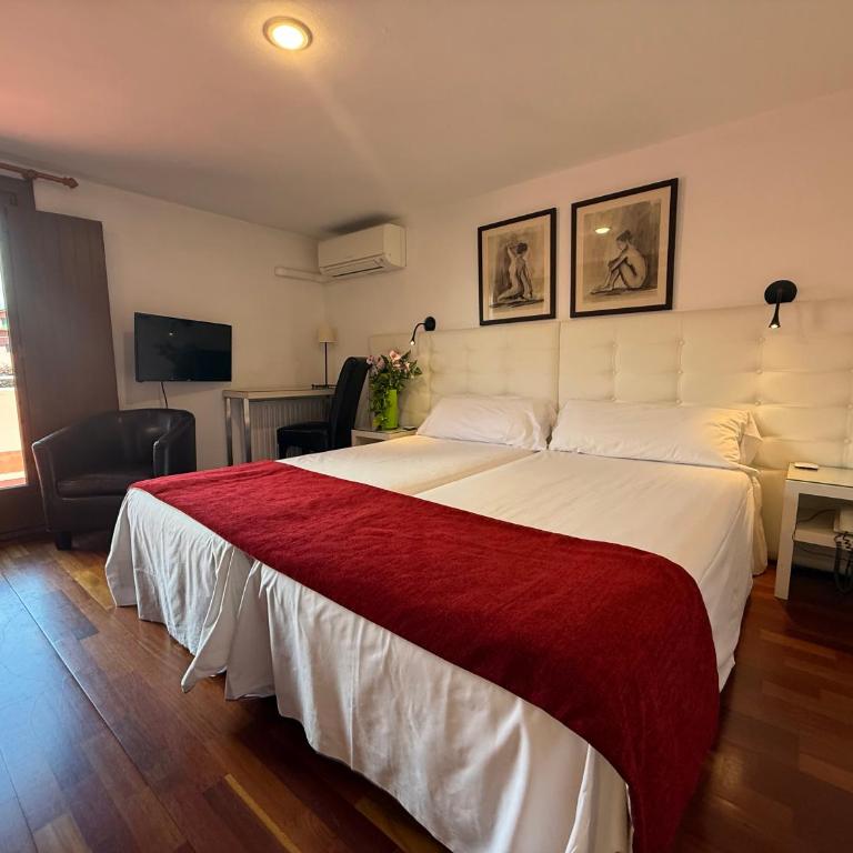 Hotel Del Lago - Double or Twin Room with Spa Access - 3