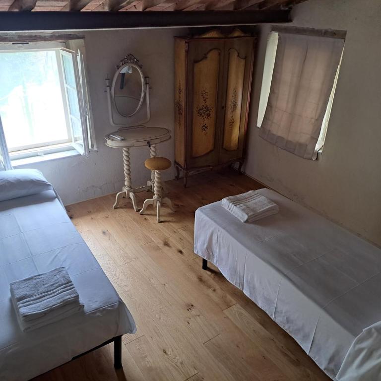 Borgo sulla Visona 7 camere piscina Lucca Toscana - Casa con 7 Camere da Letto - 20