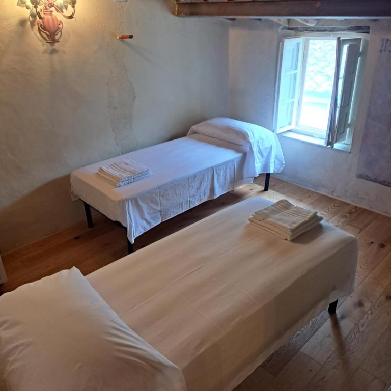 Borgo sulla Visona 7 camere piscina Lucca Toscana - Casa con 7 Camere da Letto - 26