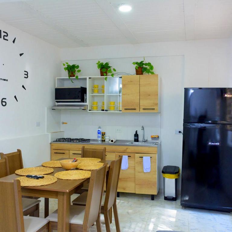 Central Medellin Getaway - Apartamento de 1 dormitorio - 1