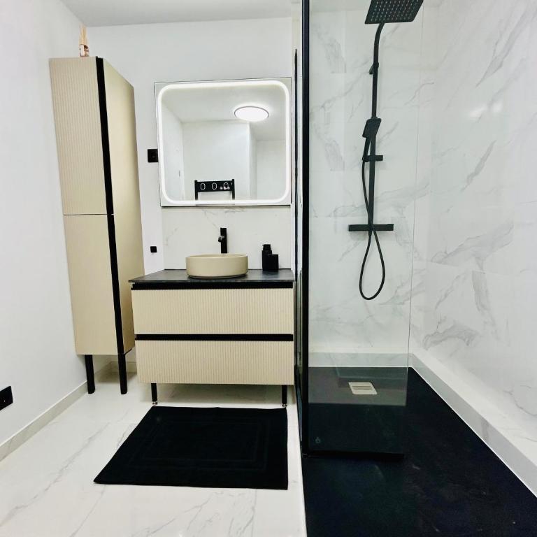 Le Ru'Beach - T2 avec piscine fermée pour travaux réouverture 4 juillet , tarif réduit - One-Bedroom Apartment - 10