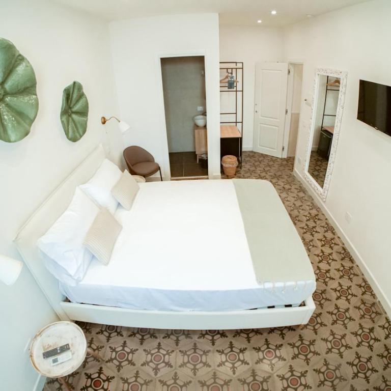 Casa Le Arcate - Deluxe Room - 17