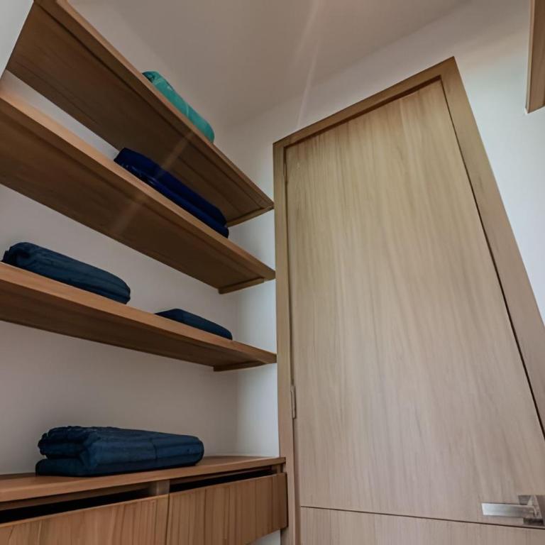 Vista a Laguna cristalina + 2 alc + parking - Two-Bedroom Apartment with Pool View - 7