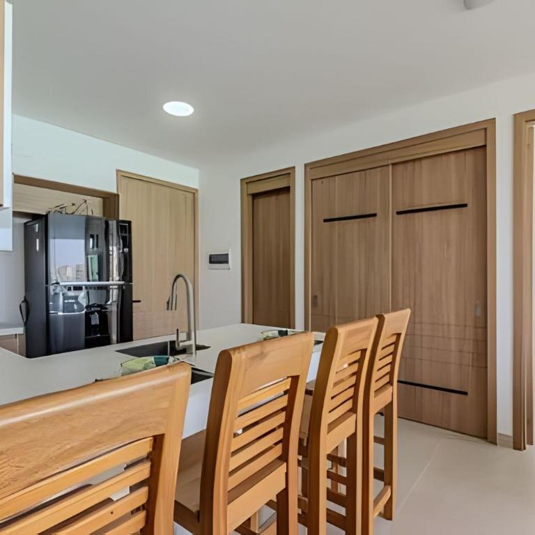 Vista a Laguna cristalina + 2 alc + parking - Two-Bedroom Apartment with Pool View - 35
