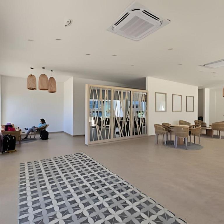 Vista a Laguna cristalina + 2 alc + parking - Two-Bedroom Apartment with Pool View - 63