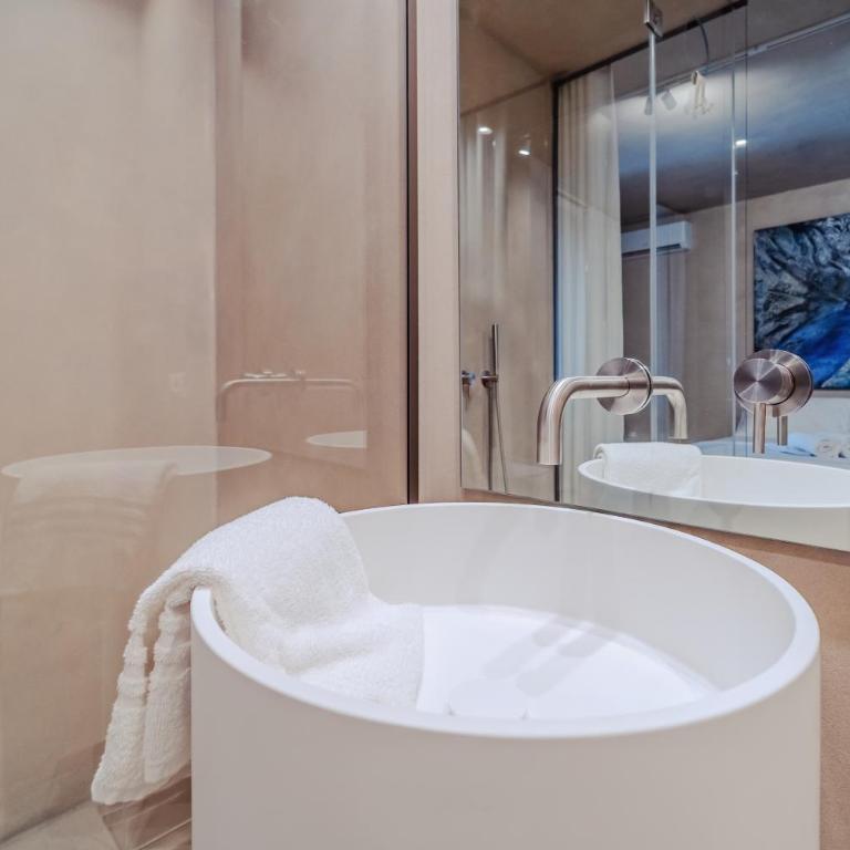 Hybrid Icon Rooms Gallery - Camera Matrimoniale con Bagno Privato - 7