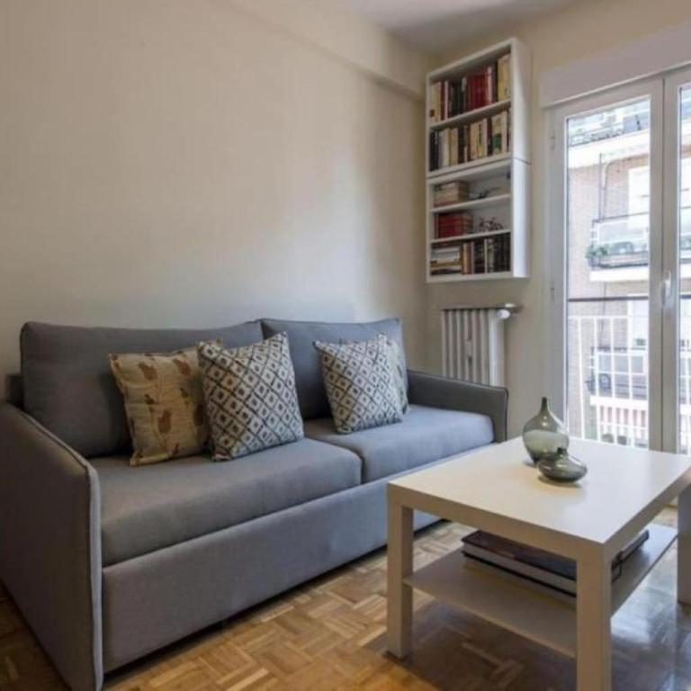 Plaza de Ventas - Two-Bedroom Apartment - 6