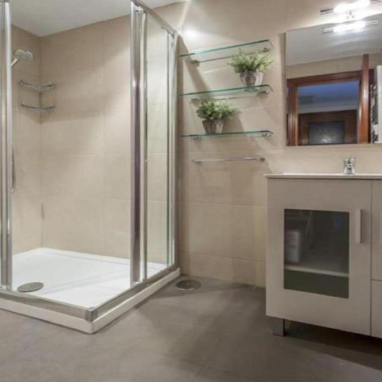 Plaza de Ventas - Two-Bedroom Apartment - 3