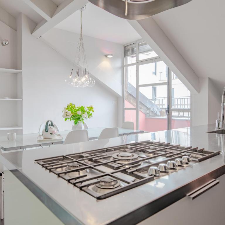 AC, Terrace, Parking, TERRAZZA SUI TETTI - Appartamento con 3 Camere da Letto - 16