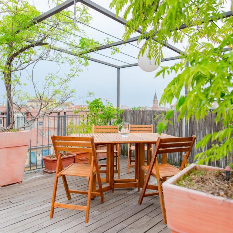 AC, Terrace, Parking, TERRAZZA SUI TETTI - Appartamento con 3 Camere da Letto - 35