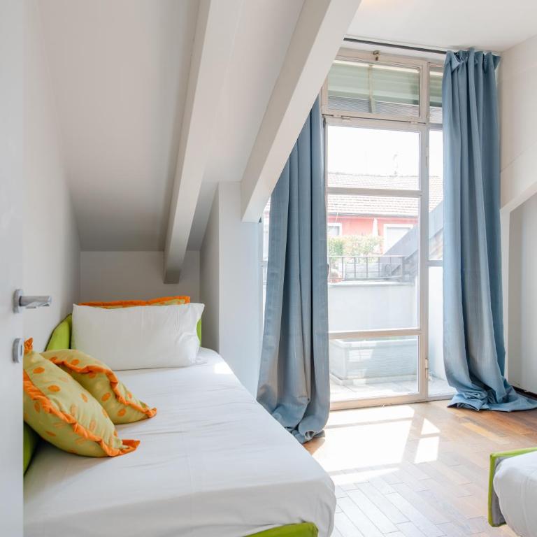 AC, Terrace, Parking, TERRAZZA SUI TETTI - Appartamento con 3 Camere da Letto - 56