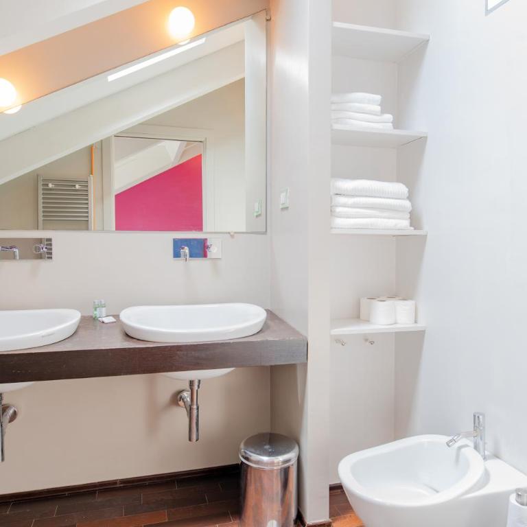 AC, Terrace, Parking, TERRAZZA SUI TETTI - Appartamento con 3 Camere da Letto - 57